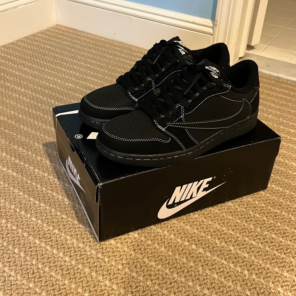Air Jordan 1 Low x Travis Scott Phantom